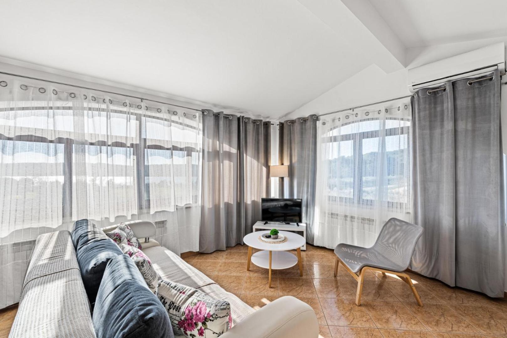 Sea View Apartments With Shared Pool Pomer Exteriör bild