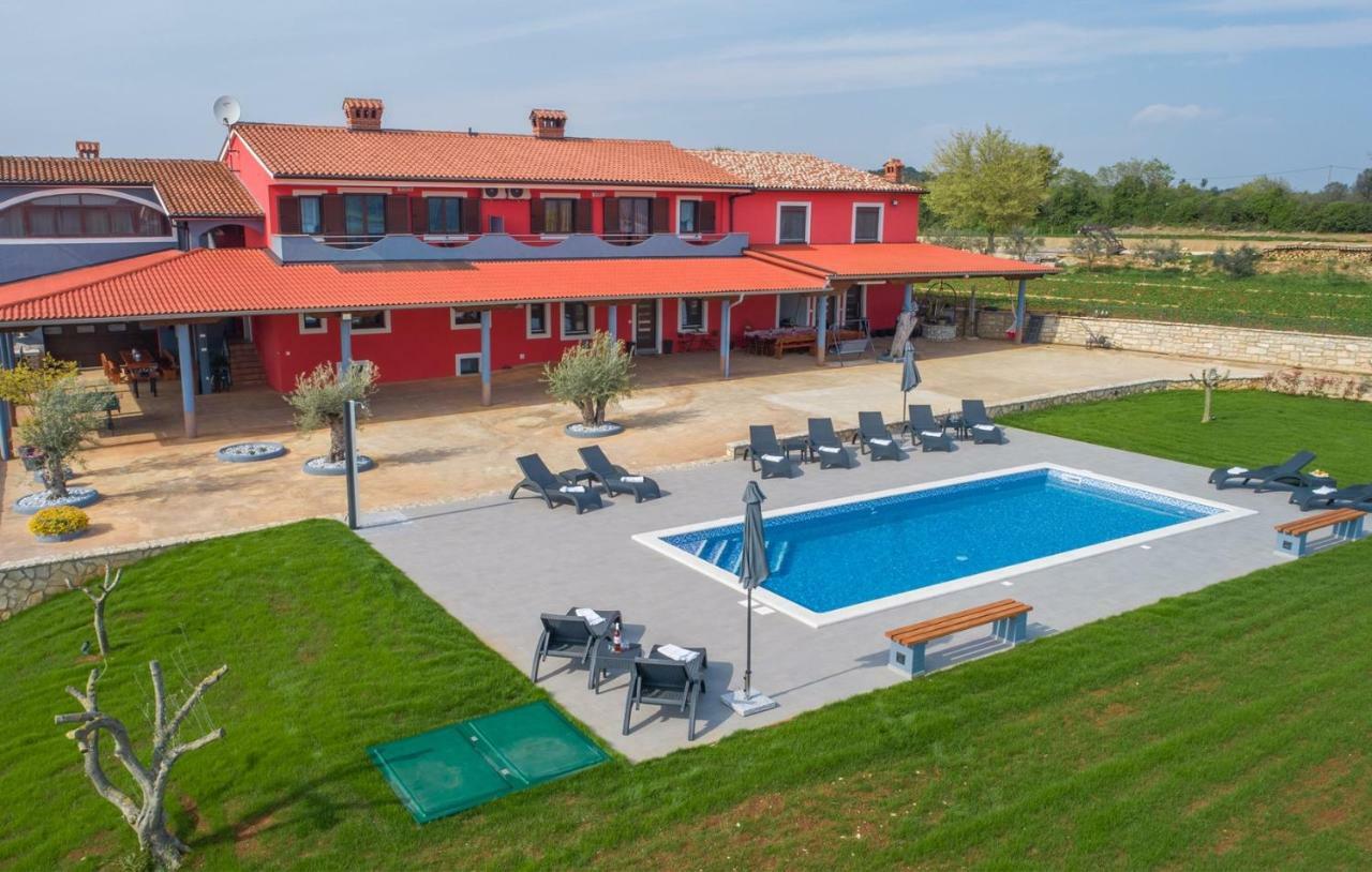 Sea View Apartments With Shared Pool Pomer Rum bild