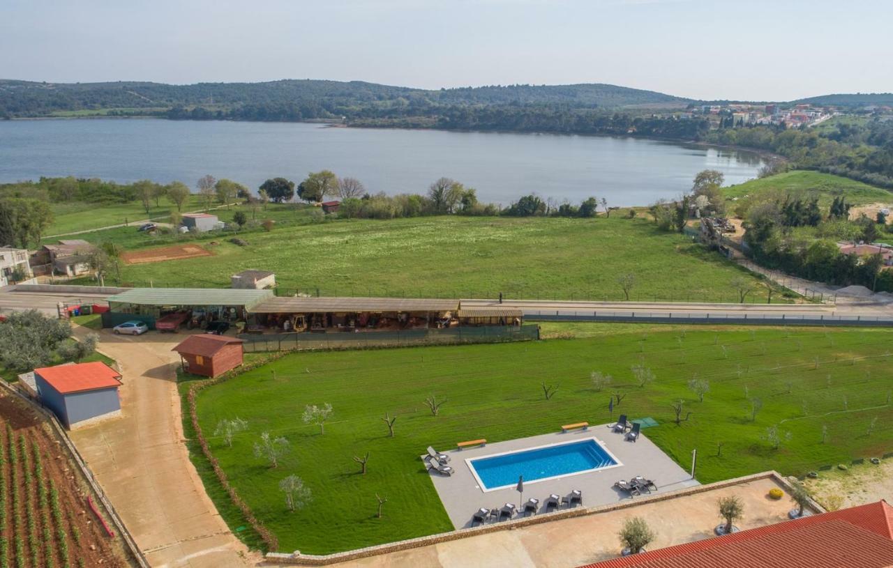 Sea View Apartments With Shared Pool Pomer Exteriör bild